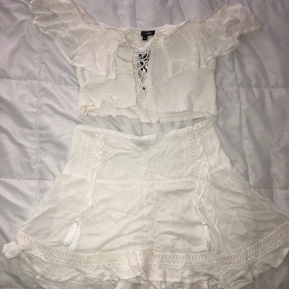 Fashion Nova matching set - Picture 2 of 3